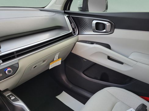 New 2026 Kia Sorento EX FWD image 21