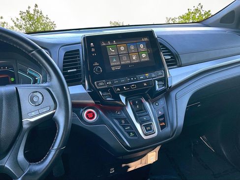 Used 2024 Honda Odyssey Sport image 6