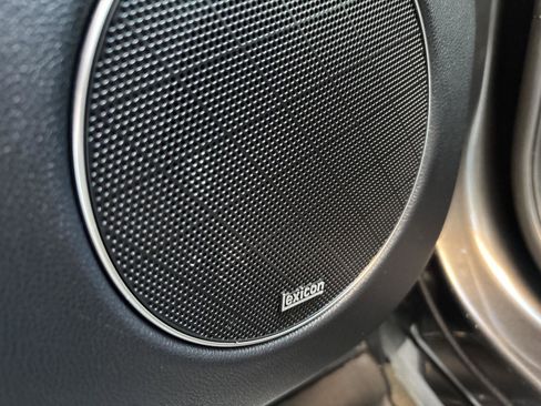 Used 2024 Genesis GV70 3.5T Sport w/ Sport Advanced Package image 13