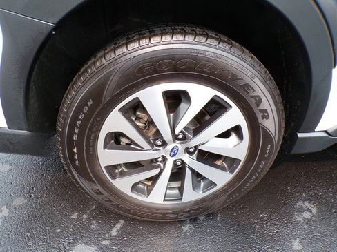 Used 2023 Subaru Outback Premium AWD/4WD image 23
