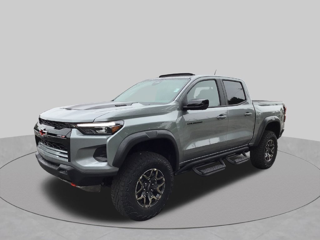 New 2026 Chevrolet Colorado ZR2 w/ Technology Package AWD/4WD image 13