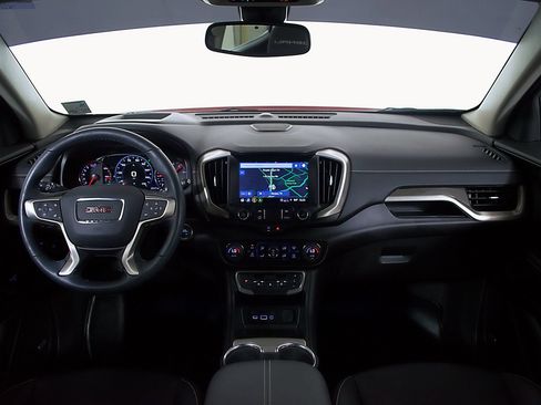 Used 2024 GMC Terrain Denali w/ Denali Premium Package AWD/4WD image 24