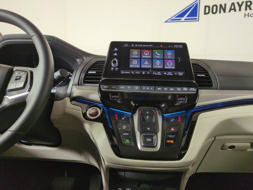 Certified 2025 Honda Odyssey Touring image 24