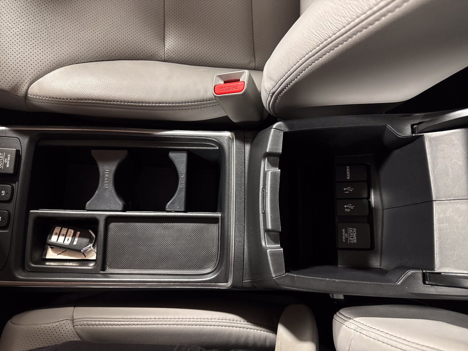 Used 2016 Honda CR-V Touring image 25