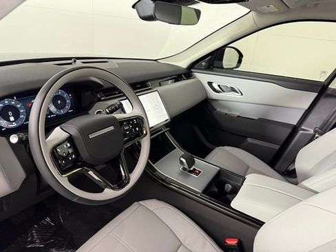 Used 2025 Land Rover Range Rover Velar S image 9