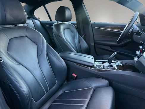 Used 2019 BMW 530i w/ M Sport Package RWD image 29