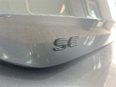 New 2026 Volkswagen Tiguan SE R-Line image 51