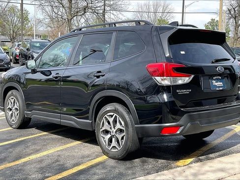 Used 2022 Subaru Forester Premium AWD/4WD image 13