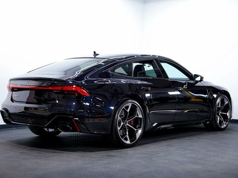 Used 2024 Audi RS 7 Performance image 4