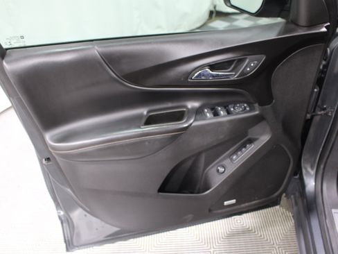 Used 2019 Chevrolet Equinox Premier FWD image 6