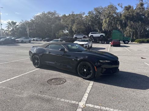 Used 2019 Chevrolet Camaro LT image 2