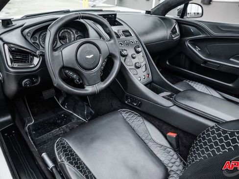 Used 2016 Aston Martin Vanquish Volante image 11