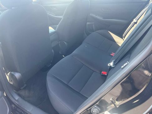 Used 2024 Nissan Sentra S w/ Lighting Package FWD image 15