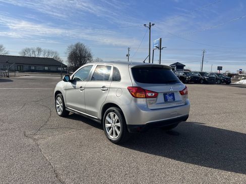 Used 2015 Mitsubishi Outlander Sport ES image 7