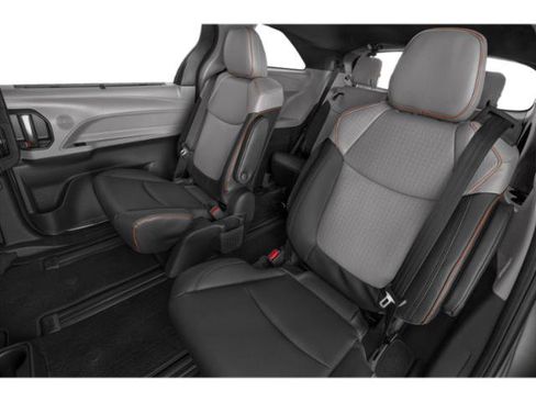 Used 2021 Toyota Sienna XSE AWD/4WD image 14