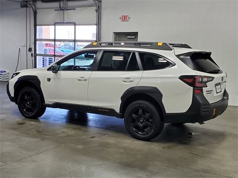 Certified 2023 Subaru Outback Wilderness image 6