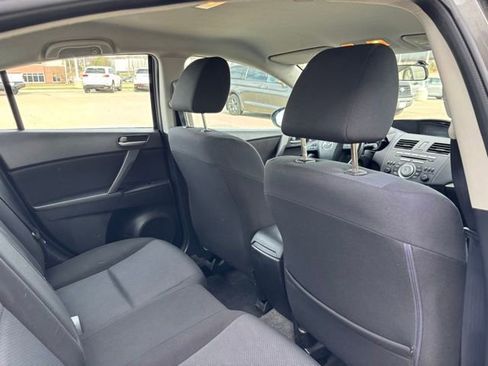 Used 2011 MAZDA MAZDA3 i Touring image 19