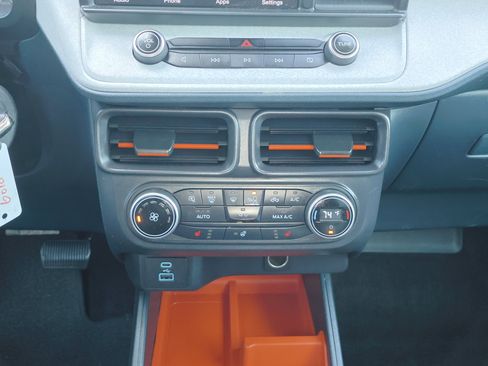 Certified 2022 Ford Maverick XLT w/ Equipment Group 300A Standard image 30