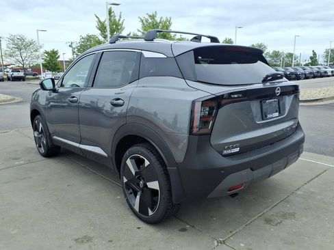 New 2026 Nissan Kicks SR w/ Cold Weather Package AWD/4WD image 6