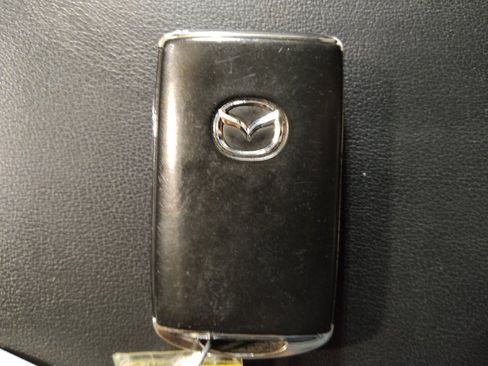 Used 2025 MAZDA MAZDA3 s FWD image 32
