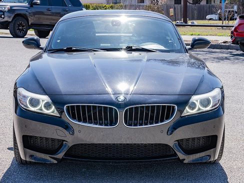 Used 2014 BMW Z4 sDrive28i image 4