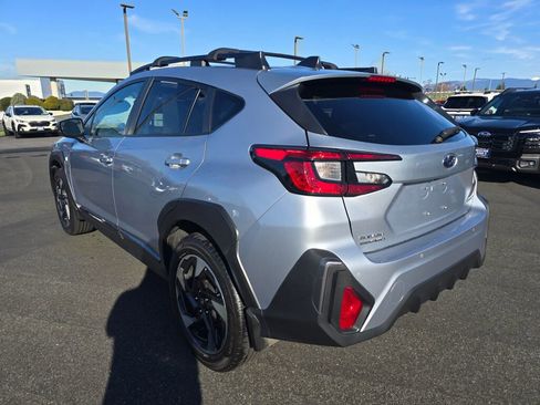 Used 2024 Subaru Crosstrek 2.5i Limited w/ Crosstrek Mirror Package image 5
