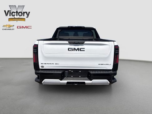 Used 2025 GMC Sierra EV Denali image 5