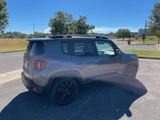 Used 2018 Jeep Renegade Altitude image 5
