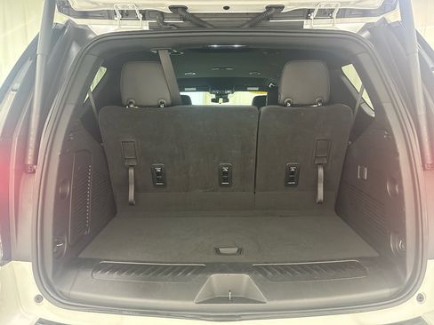 Used 2025 Chevrolet Tahoe LT AWD/4WD image 8