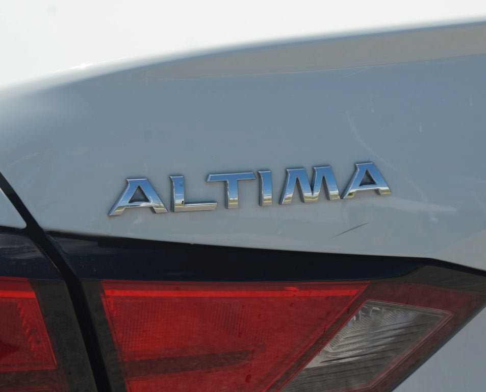 Used 2021 Nissan Altima 2.5 S FWD image 17