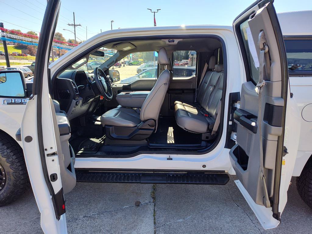 Used 2018 Ford F150 XL w/ Equipment Group 101A Mid AWD/4WD image 14