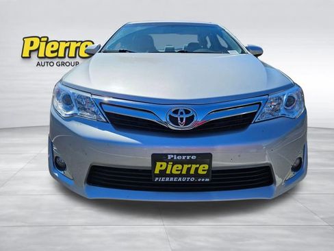 Used 2012 Toyota Camry XLE FWD image 2