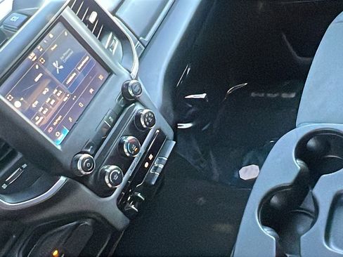 Used 2024 RAM 2500 Big Horn image 30