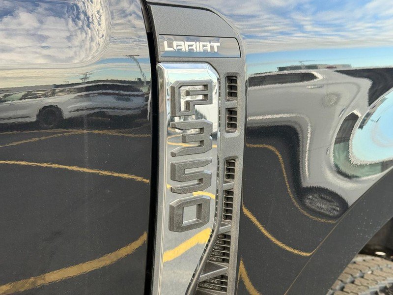 New 2027 Ford F350 Lariat w/ Camper Package AWD/4WD image 13