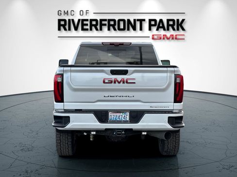 Used 2024 GMC Sierra 2500 Denali w/ Denali Reserve Package image 4