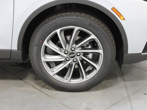 New 2026 Lincoln Corsair Premiere image 12