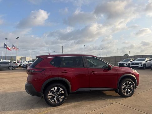 Certified 2023 Nissan Rogue SV w/ SV Premium B Package FWD image 21