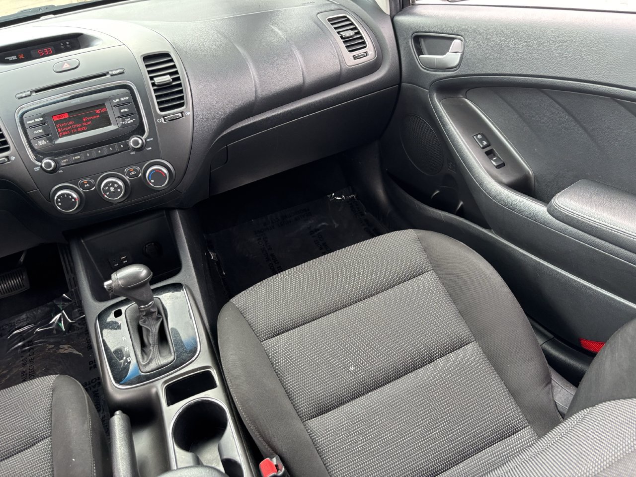 Used 2017 Kia Forte LX FWD image 14
