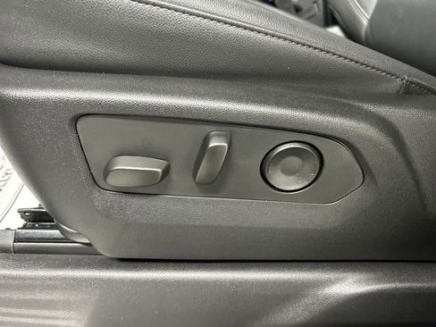 Certified 2025 Chevrolet Silverado 2500 LT w/ Z71 Chrome Sport Edition image 10