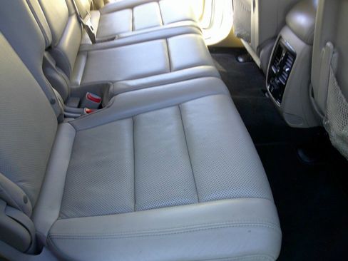 Used 2014 Jeep Grand Cherokee Limited w/ Luxury Group II image 46