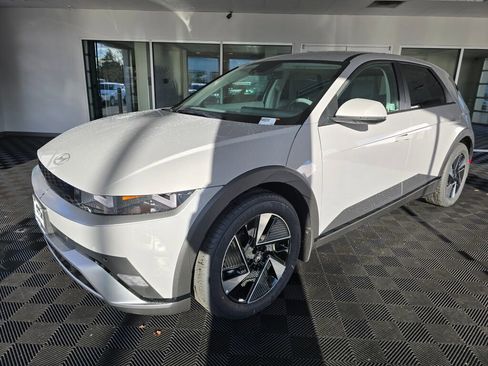 New 2026 Hyundai Ioniq 5 SE image 8