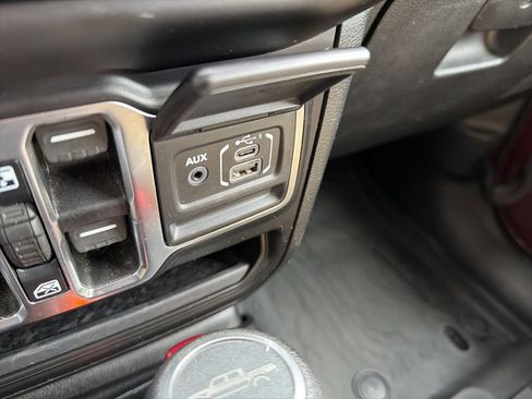 Used 2021 Jeep Gladiator Sport AWD/4WD image 71