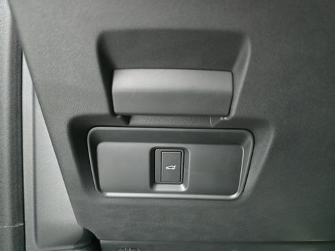 Certified 2024 Land Rover Discovery Sport S AWD/4WD image 26