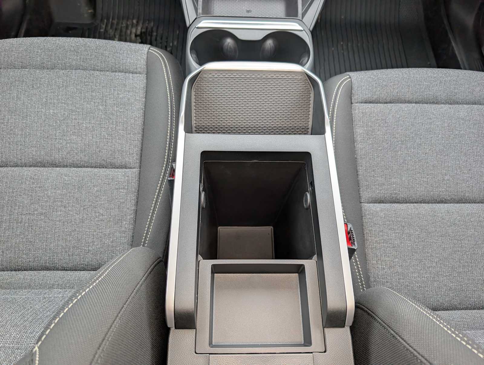 New 2027 GMC Terrain Elevation w/ LPO, Floor Liner Package AWD/4WD image 14