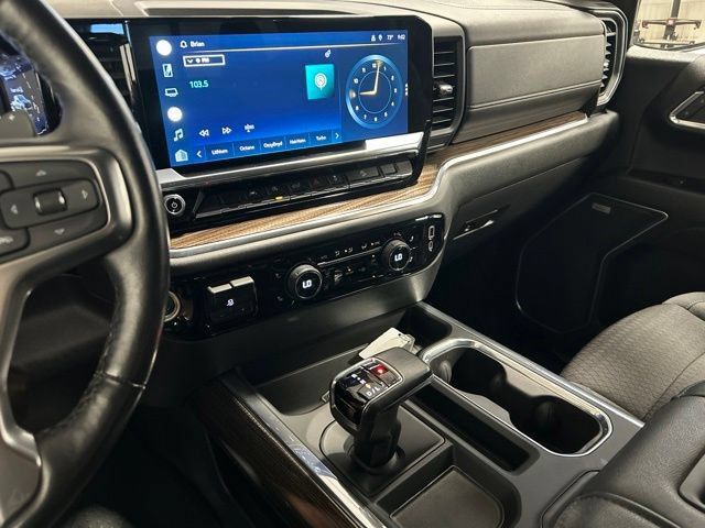 Used 2022 Chevrolet Silverado 1500 LT Trail Boss w/ Convenience Package II AWD/4WD image 25