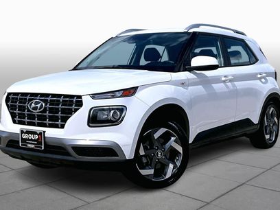 Used 2023 Hyundai Venue SEL w/ Cargo Package