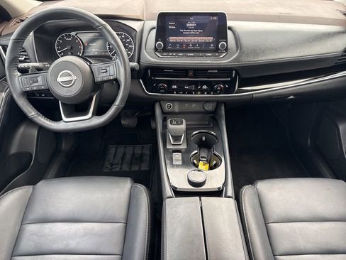 Used 2023 Nissan Rogue SL image 16