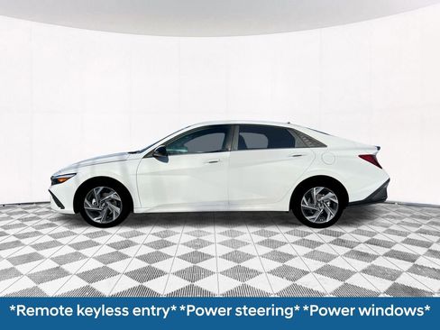 New 2025 Hyundai Elantra Sport w/ Cargo Package image 4