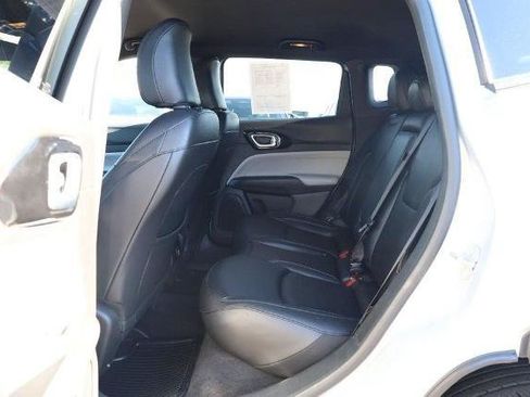 Used 2025 Jeep Compass Limited AWD/4WD image 20
