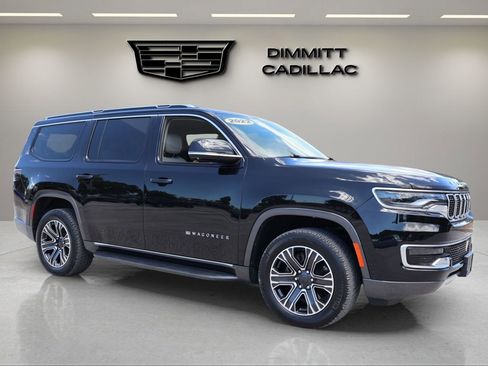 Used 2022 Jeep Wagoneer Series III w/ Convenience Group I AWD/4WD image 7